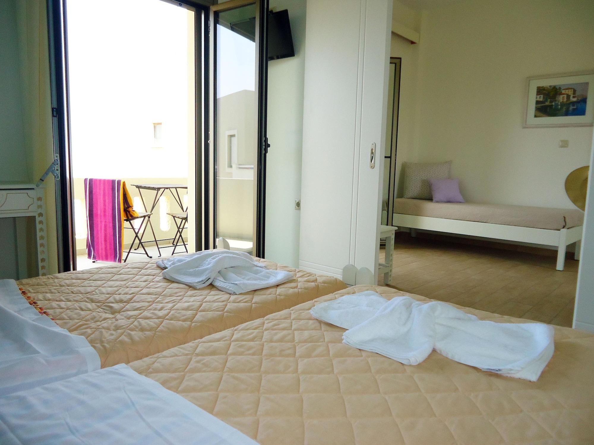 Almyra Apartments & Suites Sfáka Esterno foto