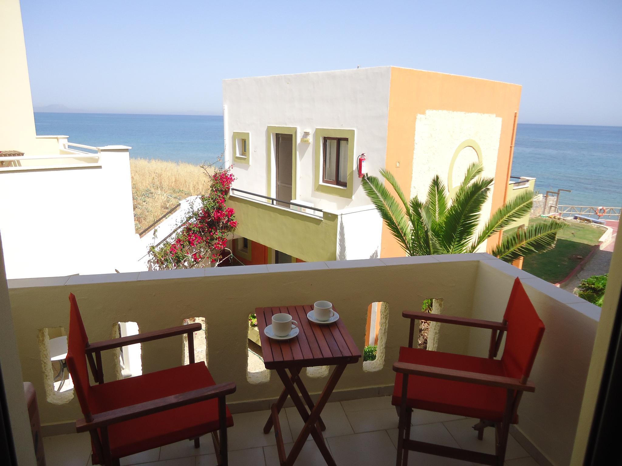 Almyra Apartments & Suites Sfáka Esterno foto