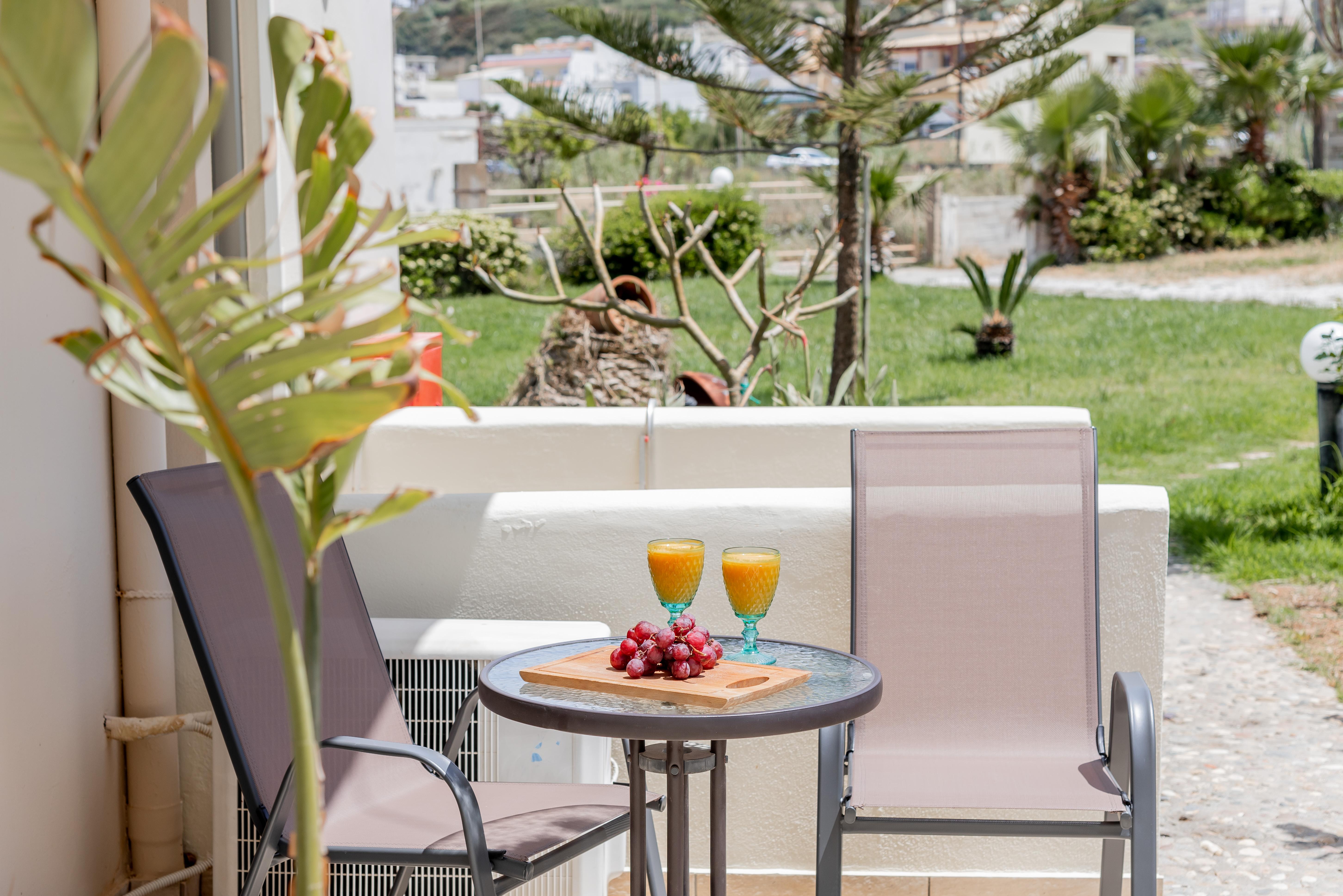 Almyra Apartments & Suites Sfáka Esterno foto