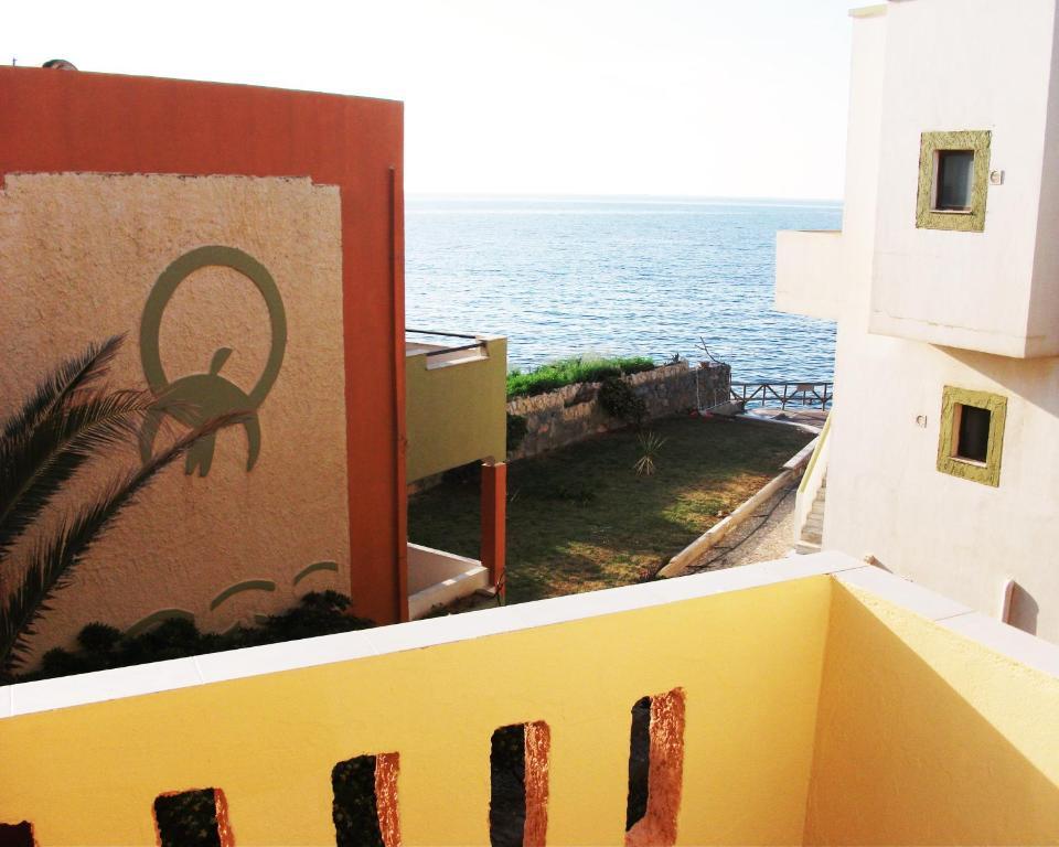 Almyra Apartments & Suites Sfáka Esterno foto